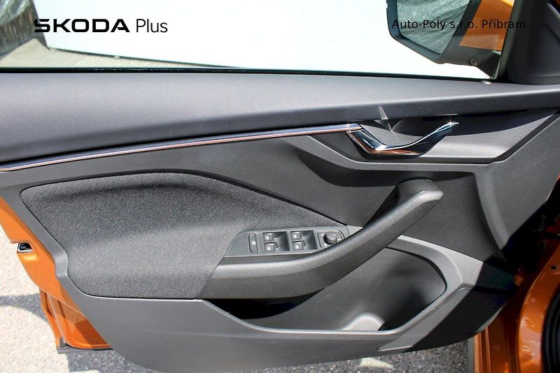 Škoda Kamiq (2025) Top Selection 1.0TSI / 85kW 6° - fotka 9 z 21