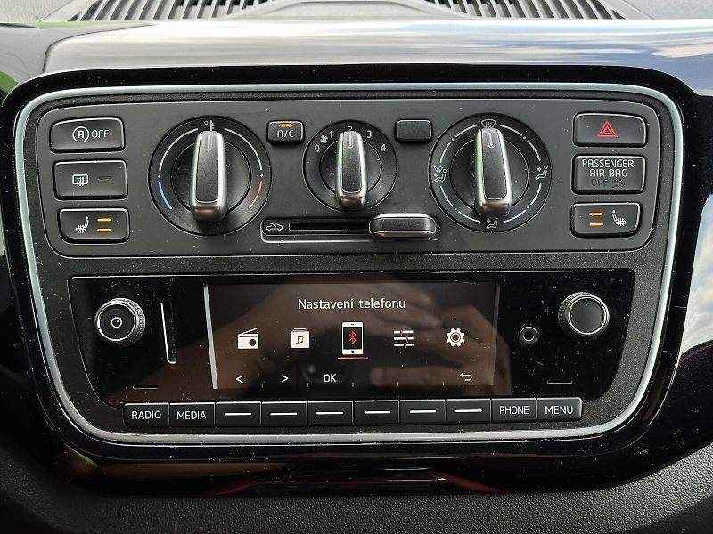 Škoda Citigo 1.0MPi Monte Carlo Automat ASG - fotka 26 z 36