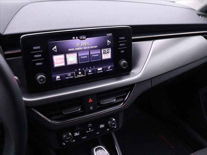 Škoda Kamiq 1.0 TSI 81kW DSG CZ Style DPH - fotka 21 z 33