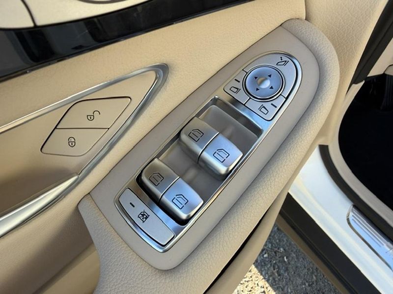 Mercedes-Benz GLC 250d 4MATIC, AMG PAKET, ČR - fotka 16 z 41