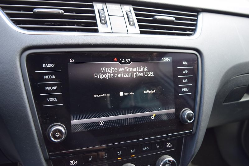 Škoda Octavia (2020) 2.0TDI 110kw SOLEIL FULL LED  - fotka 27 z 47