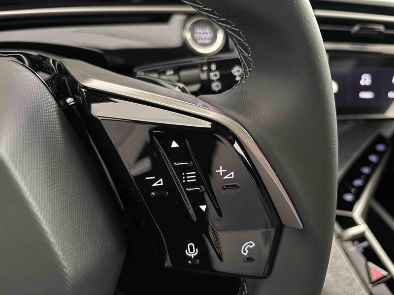 Peugeot 5008 (2026) Business Hybrid 145 e-DCS6 - fotka 18 z 41