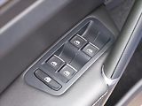 Volkswagen Golf R 2,0 TSI 228kW 4M DSG Virtual - náhled 14