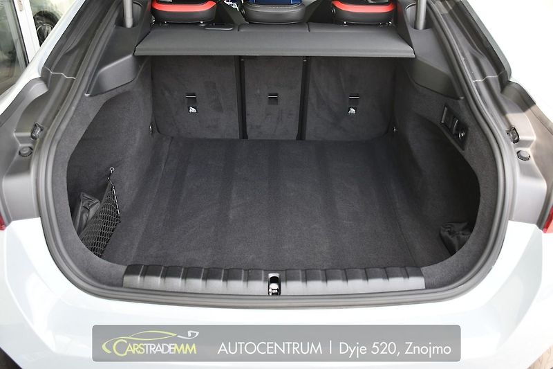 BMW Řada 4 420d xD NTOP TAŽNÉ HUD ČR 1.M - fotka 48 z 57