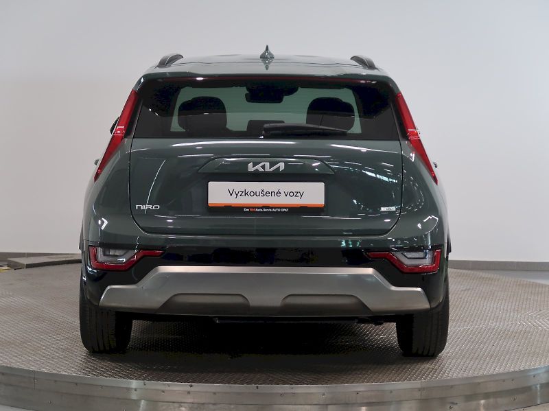 Kia Niro (2022) STYLE 1.6T-GDi 104KW - fotka 9 z 39