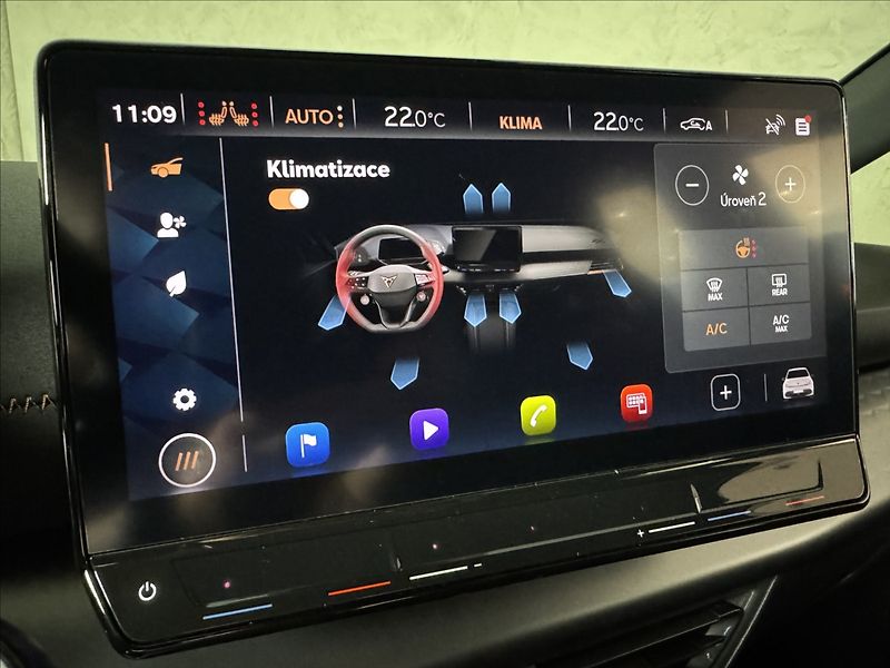 Cupra Born 150kW LED Tepelko Kamera - fotka 43 z 48