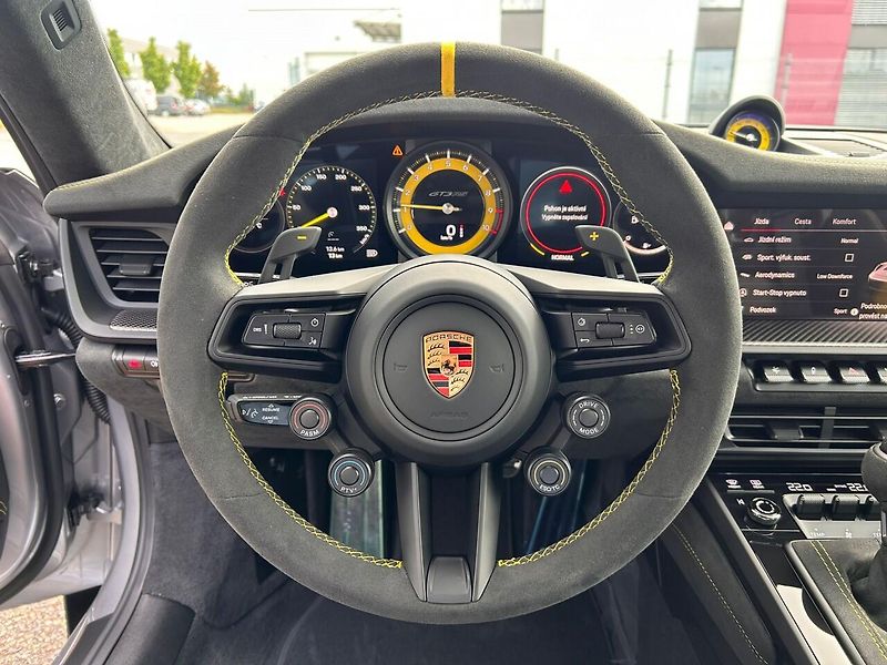 Porsche 911 GT3 RS WEISSACH - fotka 16 z 24