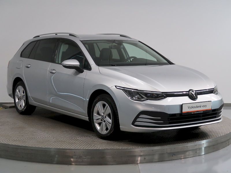 Volkswagen Golf (2024) LIFE 2.0TDI 110KW DSG TAŽNÉ - fotka 6 z 37