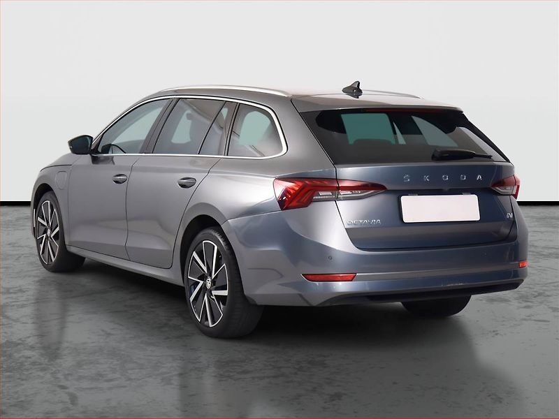 Škoda Octavia (2022) 1.4 TSI iV - fotka 4 z 23