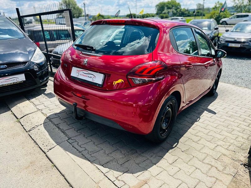 Peugeot 208 (2018) 1.2i APP, PureTech 100%KM - fotka 6 z 14