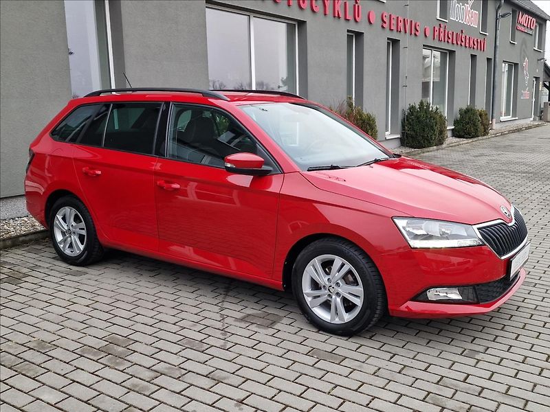 Škoda Fabia 1.0 TSI TOUR,ČR,1.Majitel - fotka 2 z 48