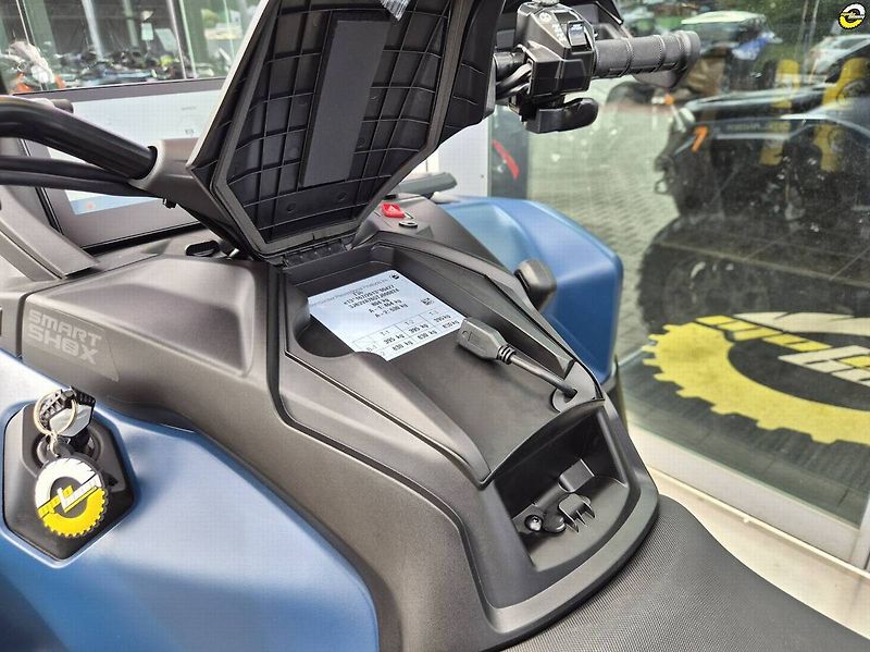 Can-Am Outlander Max 1000R LTD (2026) T ABS SAS MY26 - fotka 19 z 23