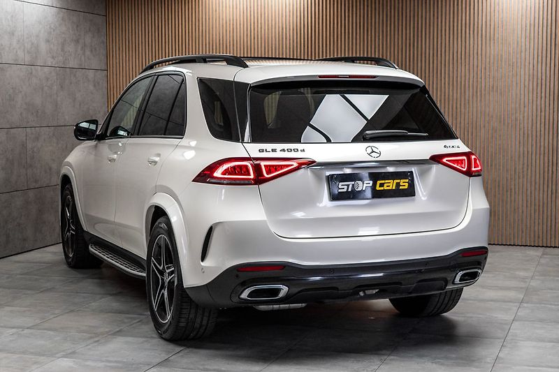Mercedes-Benz GLE 400d 4M*AMG*AIR*TAŽNÉ*DPH*ČR - fotka 4 z 51