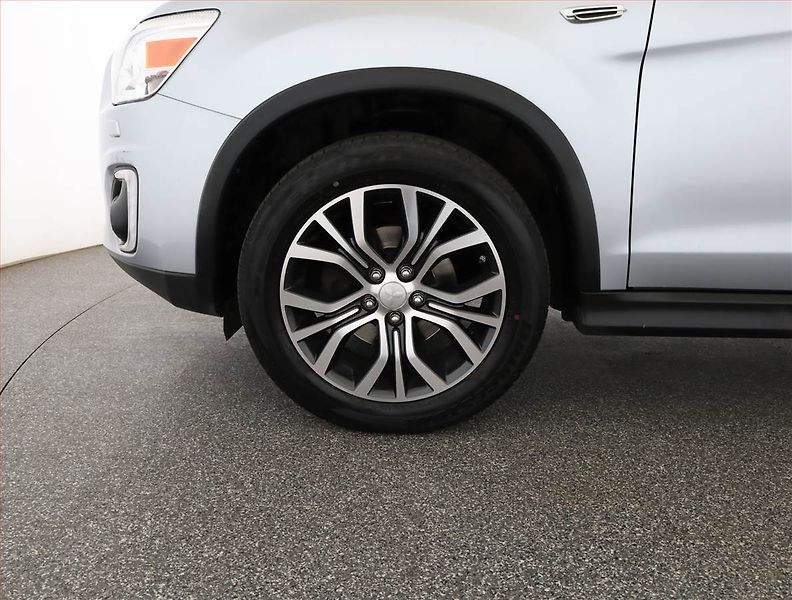Mitsubishi ASX (2016) 2.2 DI-D, 4X4, Automat - fotka 18 z 18