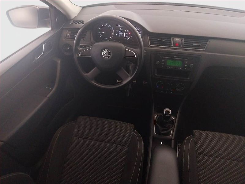 Škoda Rapid (2012) Ambition 1.2 TSI, Serv.kniha - fotka 7 z 16