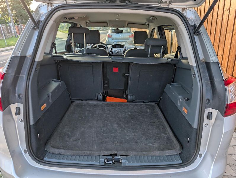 Ford Grand C-MAX (2011) - fotka 7 z 7