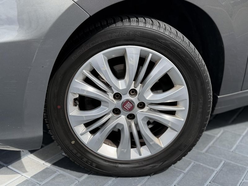 Fiat Tipo (2016) 1.6 MultiJet 88 kw / sedan - fotka 8 z 19