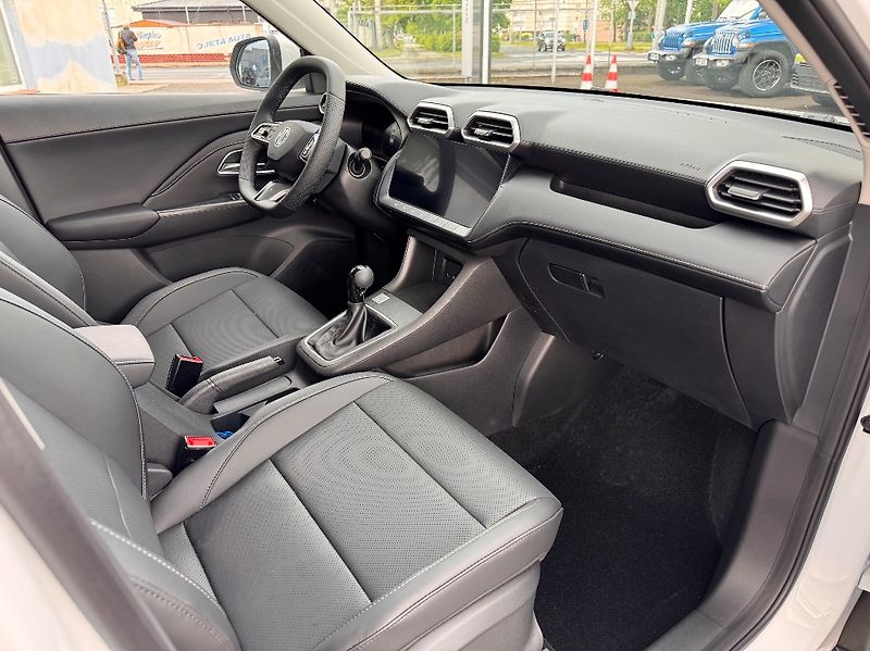 MG ZS (2026) 1,5l (115k) Elegance - fotka 13 z 37