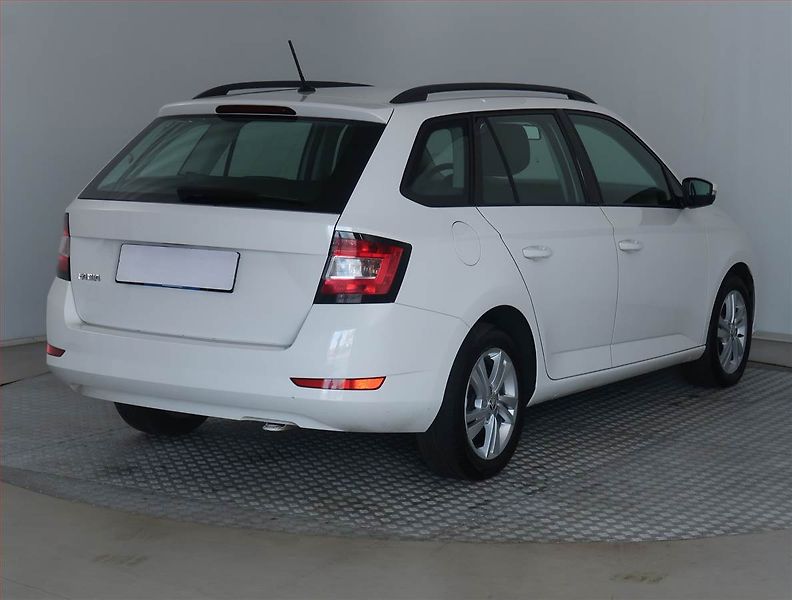 Škoda Fabia (2021) 1.0 TSI, ČR,1.maj - fotka 5 z 15