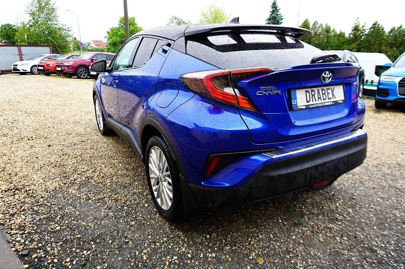 Toyota C-HR (2018) ACTIVE 1,8 HYBRID 72 kW - fotka 6 z 49