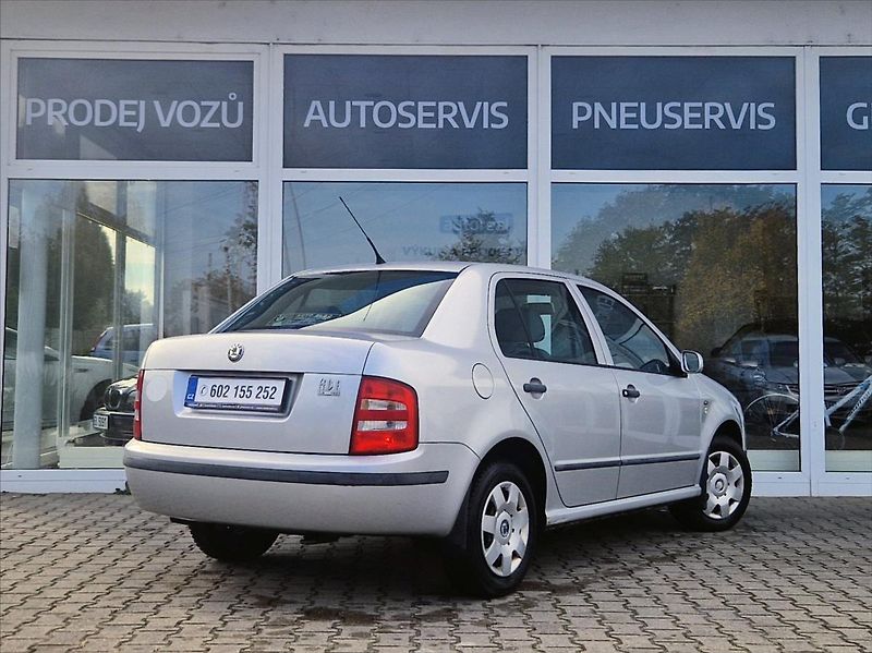 Škoda Fabia 1,4 i 16V AC HEZKÝ NÁJEZD - fotka 5 z 22