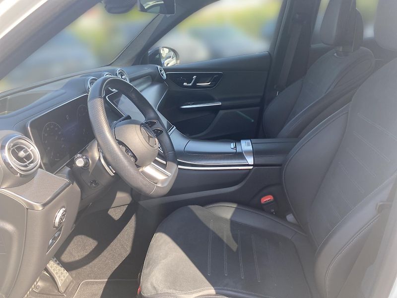 Mercedes-Benz GLC 220d 4M AMG PANORAMA - fotka 13 z 25