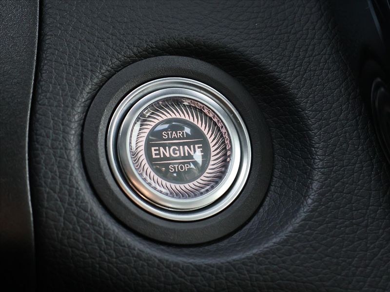 Mercedes-Benz GLC 2,0 300d 180kW 4Matic AMG DPH - fotka 23 z 36
