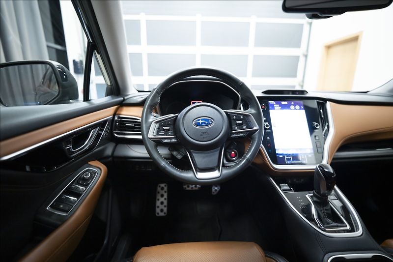 Subaru Outback 2,5 i AT AWD NAVI KAMERA TAŽNÉ - fotka 17 z 45
