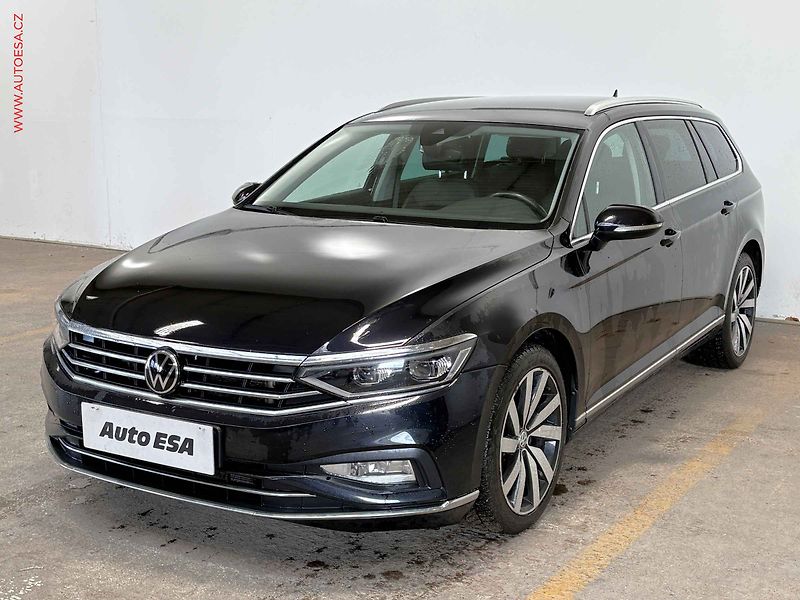 Volkswagen Passat (2020) 2.0TDi, ELE, DSG, LED - fotka 3 z 17