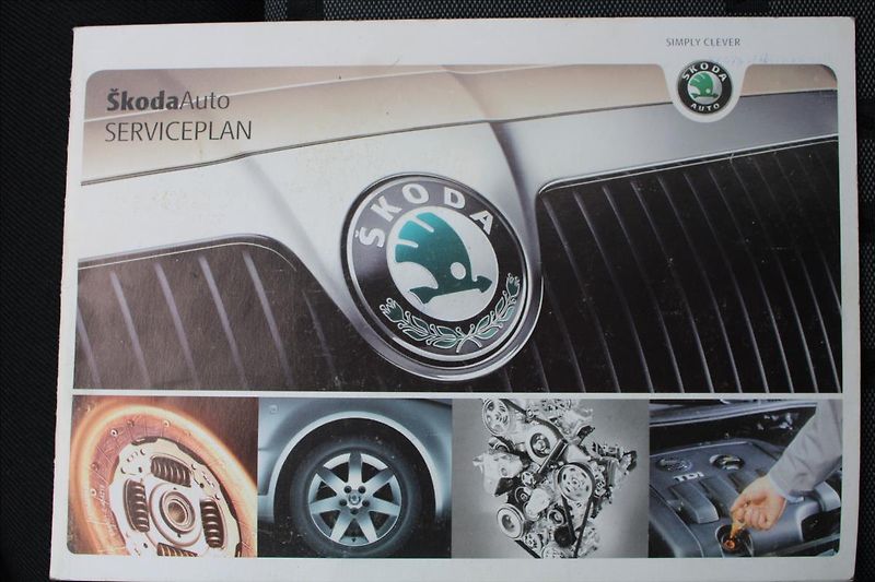 Škoda Fabia 1,4 16V  KLIMATIZACE,TAŽNÉ - fotka 21 z 21