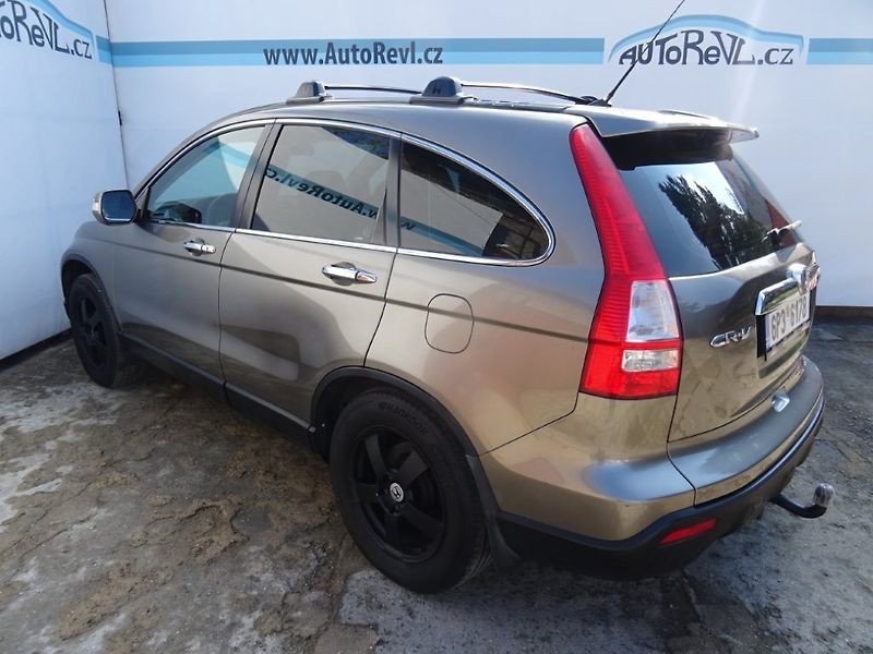 Honda CR-V (2008) 2.2CDTi,103kW,4X4,s.kniha - fotka 3 z 22