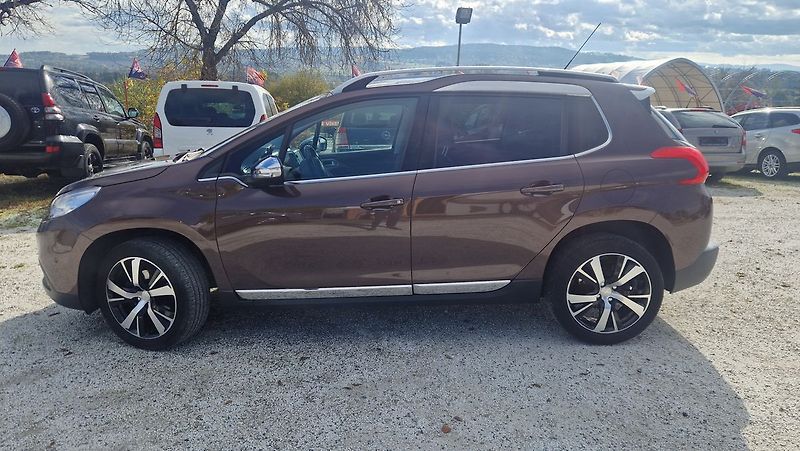 Peugeot 2008 1,6 HDI - fotka 6 z 14