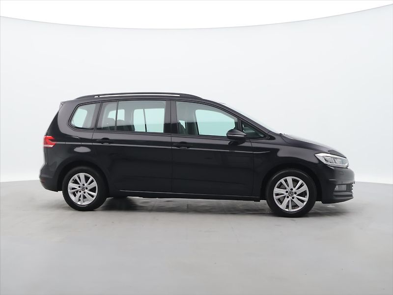 Volkswagen Touran 2.0 TDI 110kW DSG 7-Míst DPH - fotka 8 z 36