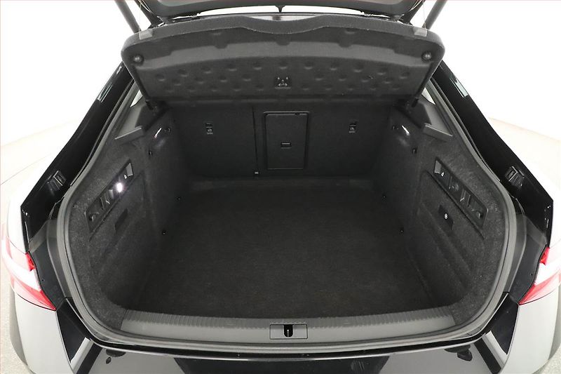 Škoda Superb (2020) Style 2.0 TDI, Automat, ČR - fotka 19 z 20