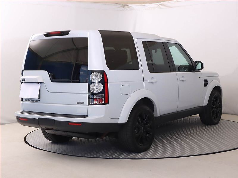 Land Rover Discovery (2016) 3.0 TDV6, 4X4, Automat - fotka 5 z 20