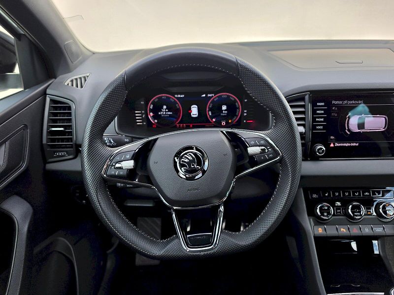 Škoda Karoq (2023) 1,5TSI 110KW SPORTLINE - fotka 6 z 33