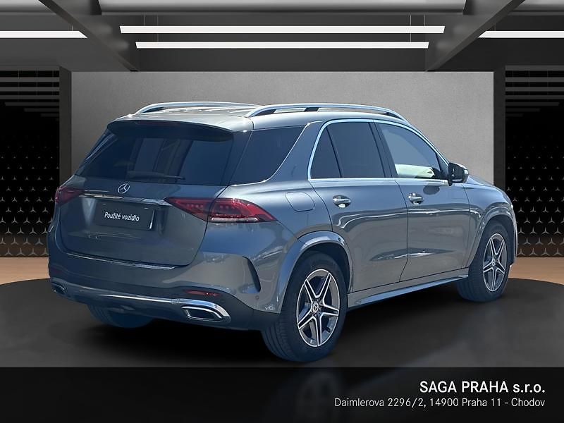 Mercedes-Benz GLE 400 d 4MATIC AMG Line Night - fotka 4 z 18