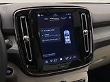 Volvo XC40 B4 DARK ULTRA AUT CZ - náhled 42