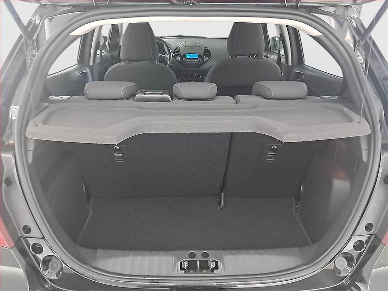 Ford KA PLUS (2018) 1.2 Ti-VCT, Vyhř. sedaček - fotka 13 z 18