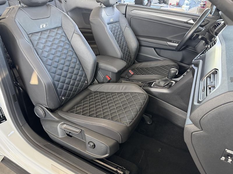 Volkswagen T-Roc (2021) 1,5TSi DSG REZERVACE - fotka 20 z 32