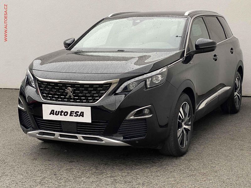 Peugeot 5008 (2019) 1.2 PT, GT Line, AT, LED - fotka 3 z 19