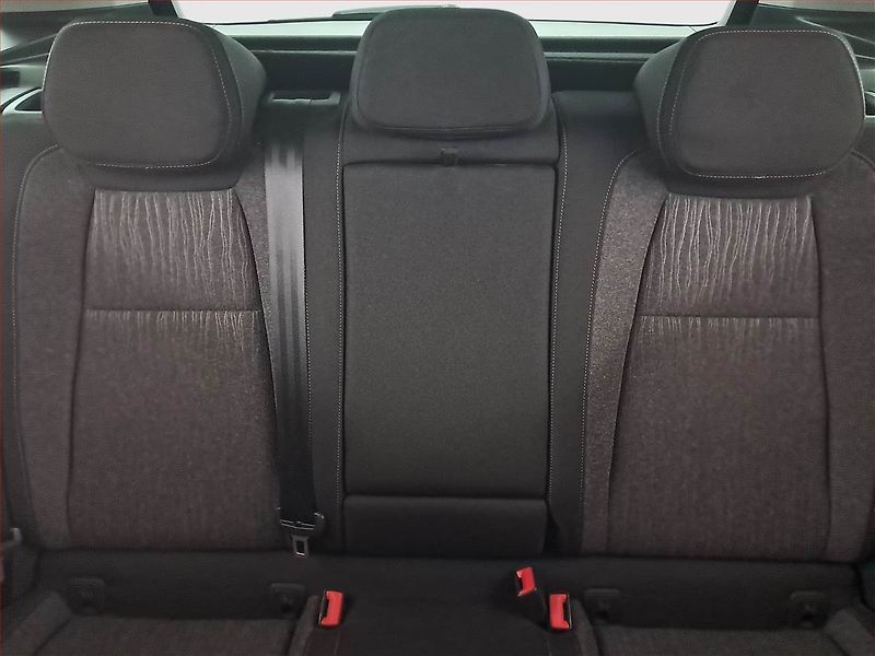 Škoda Karoq (2021) Style 1.5 TSI, Navi, Tempomat - fotka 10 z 18