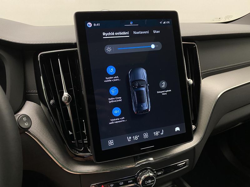 Volvo XC60 T8 AWD RECHARGE BLACK EDITION - fotka 46 z 61