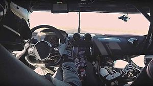 Rekordních 457,5 km/h.