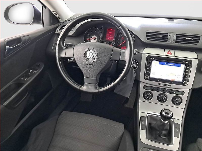 Volkswagen Passat (2006) Sportline 2.0 FSI, Serv.kniha - fotka 7 z 16