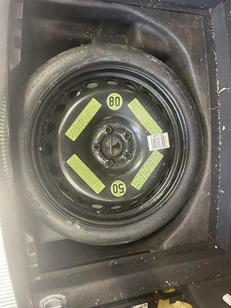 Volkswagen Touran dojezdové kolo R19  - fotka 1 z 3