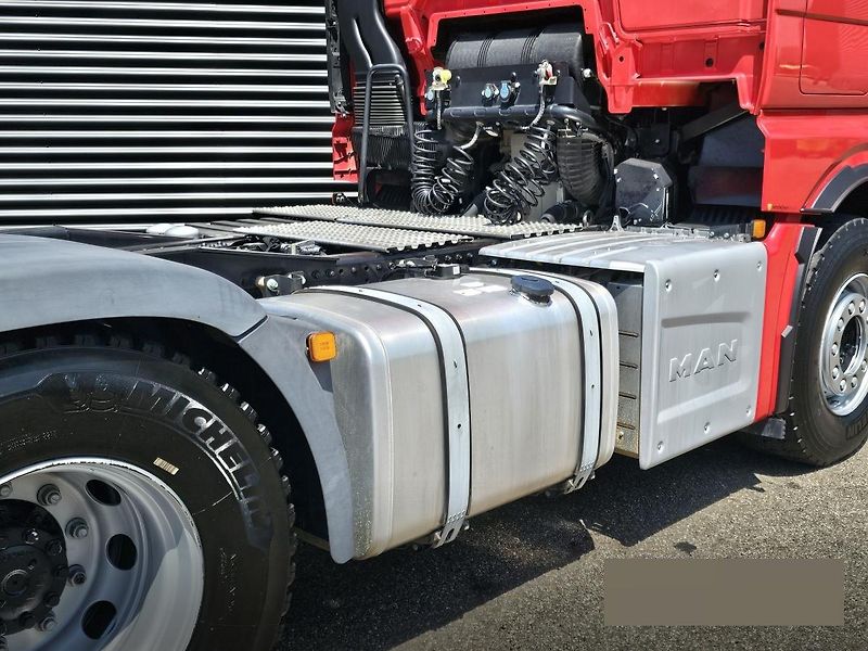 MAN TGX (2022) 33.580 BL 6x4 tahač 120t  - fotka 21 z 22