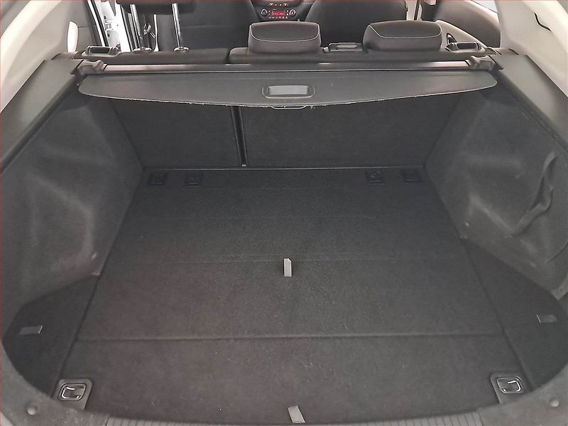 Kia Ceed (2016) 1.6 GDI, Navi, Tempomat - fotka 14 z 19