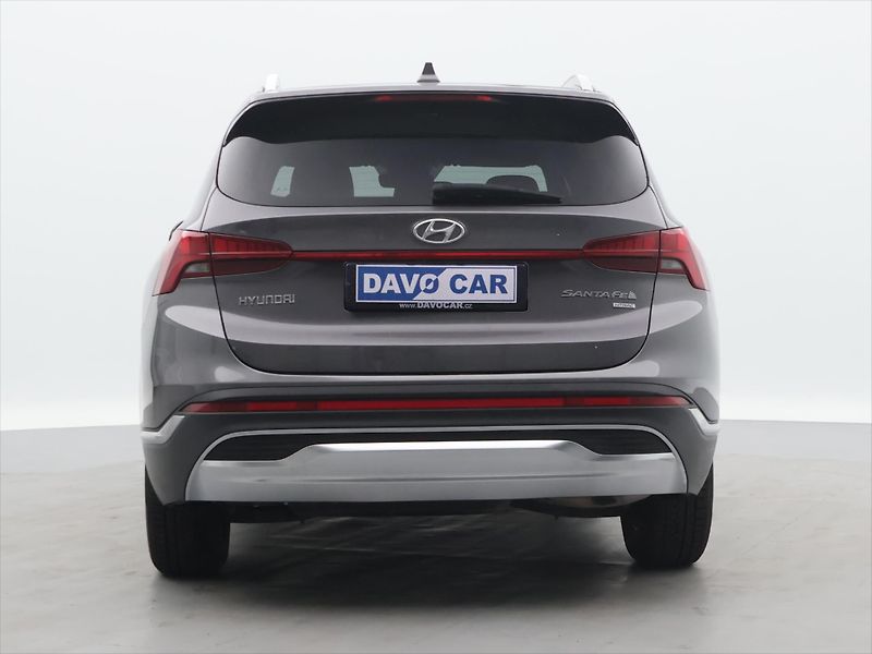Hyundai Santa Fe 2,2 CRDI 142kW Style 4x4CZ DPH - fotka 6 z 36