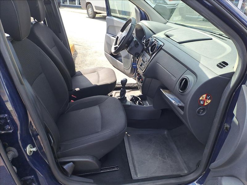 Dacia Lodgy 1,5 DCI 7 MÍST 1.MAJITEL - fotka 8 z 16